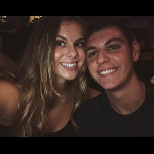 Meet your Posher, Hailey